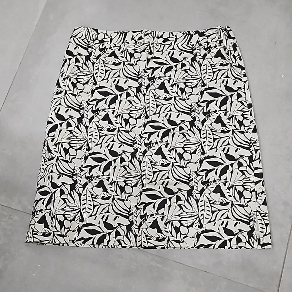 GAP Skirt